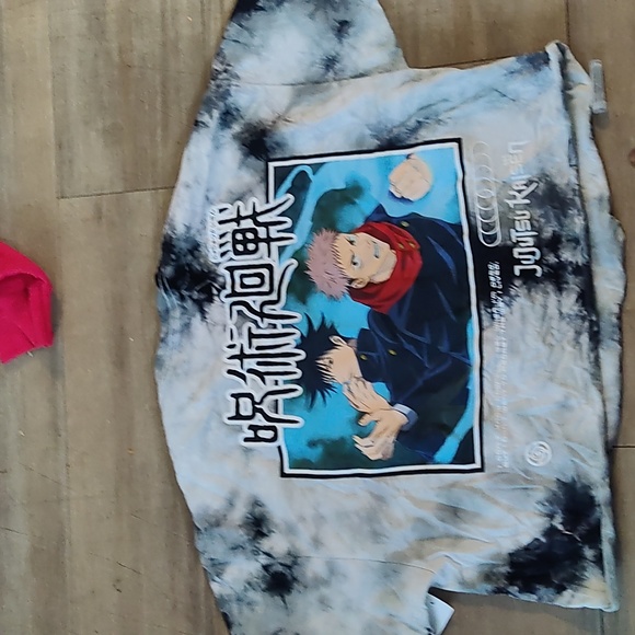 New with tags size l jujutsu kaisen crop t shirt anime - Picture 1 of 3